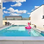 Ferienhaus Gorgeous In *